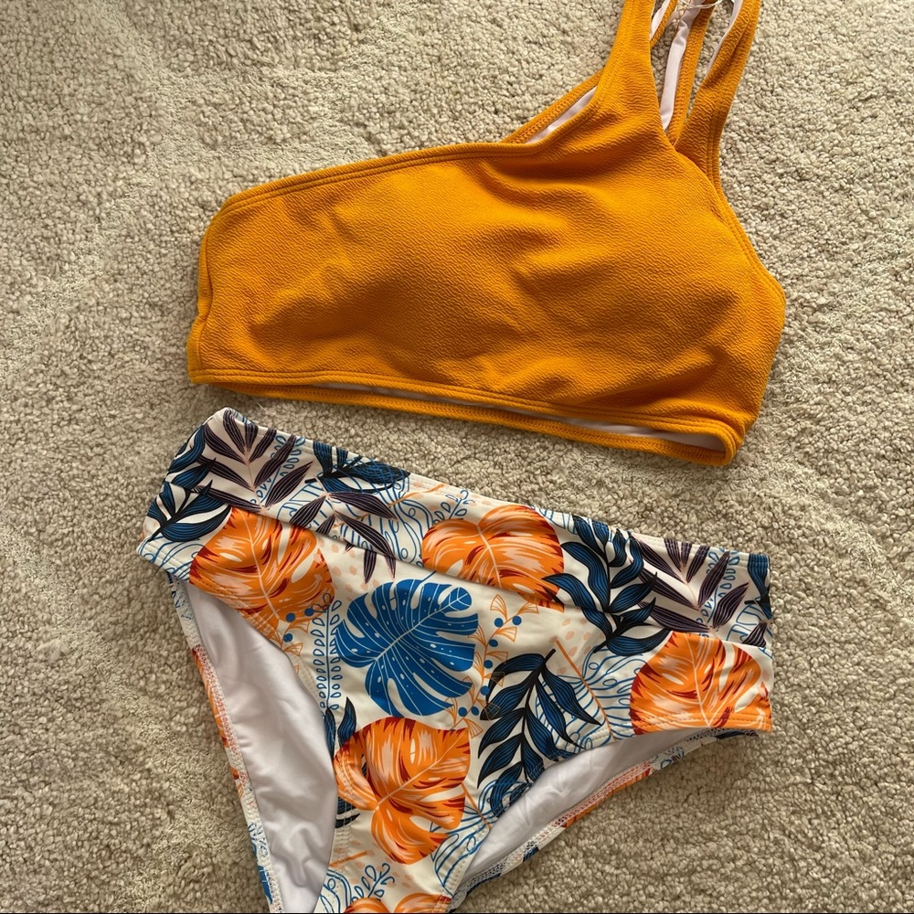 Beachsisi Golden Leaf High Waisted One Shoulder Bikini
